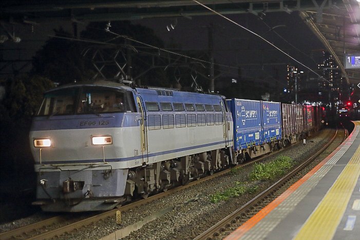 ko_nomo's tweet photo. 2026/4/18
キヤE195系　ST-11+ST-10
久しぶりに短キヤを撮影。その他過去の工臨 GV-E197（TS04）、キヤE195（ST-15）も紹介。
https://t.co/did5vGSZD7 https://t.co/TsreqTFYpV