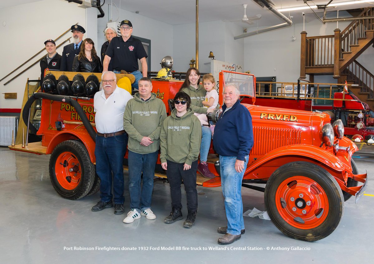 A_Gallaccio's tweet image. #portrobinson #firefighters #donate 1932 #FordModelBB #firetruck to #wellandcentralstation @CentralFirehall  Made by #lornetractor in service from 1933 to 1957.
More photos: facebook.com/anthony.gallac… 
More info: centralfirehall.ca