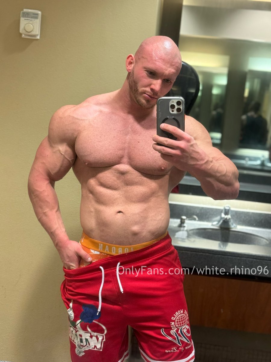 W. Rhino tweet media