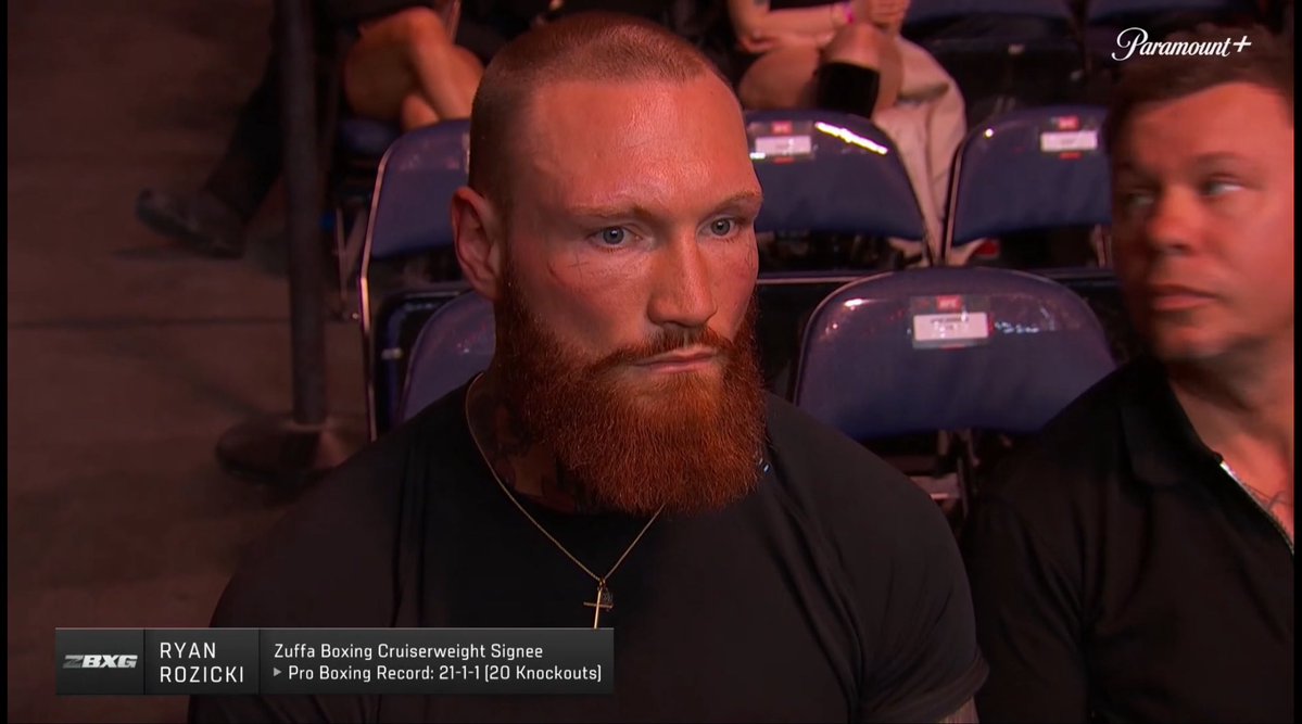 vic_eubank's tweet image. Zuffa Signed Top Contender at Cruiserweight Ryan Rozicki was chillin at #UFCWinnipeg tonight 🇨🇦 Possible opponent for Jai Opetai ? 👀🥊 #Boxing