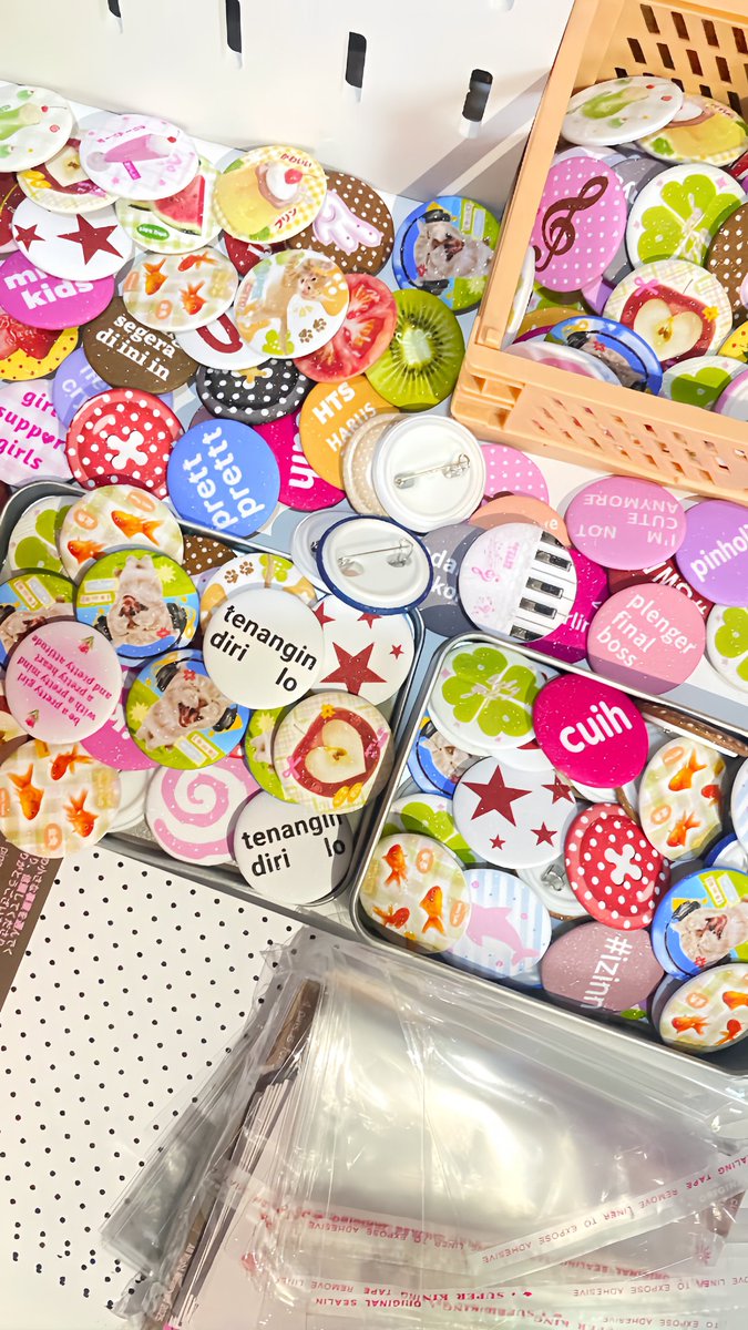 lluvxxo.studio | @ after dm! tweet media