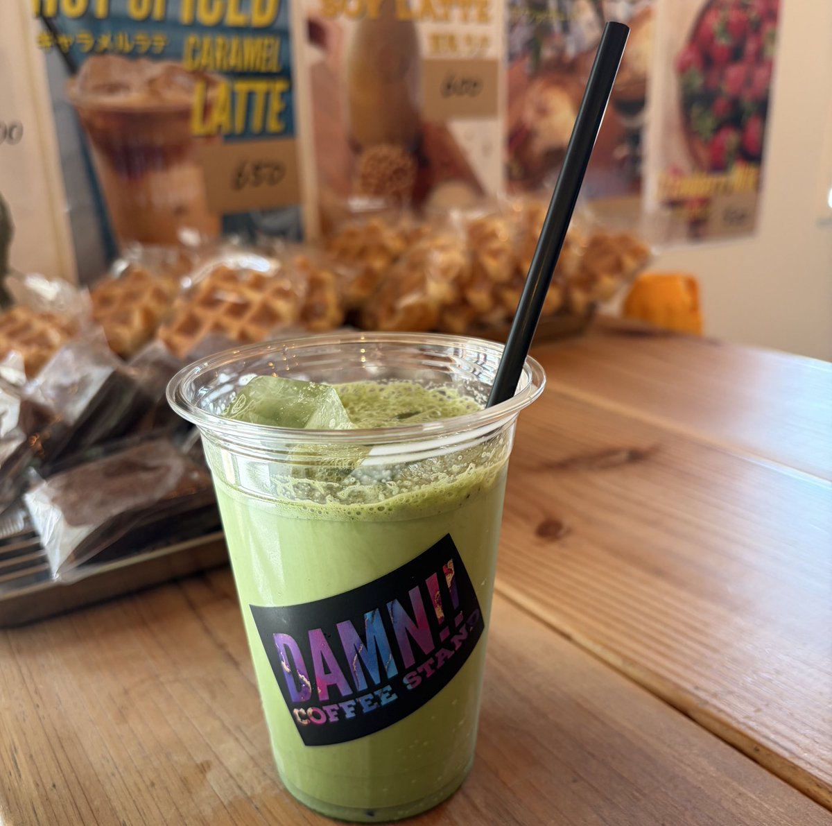 今シーズン初の山寺Damn☕️
茶しばいてたら着慣れないwペコポン人スーツ姿の全日本ライダーに遭遇するなど
来週のSUGO頑張って‼︎