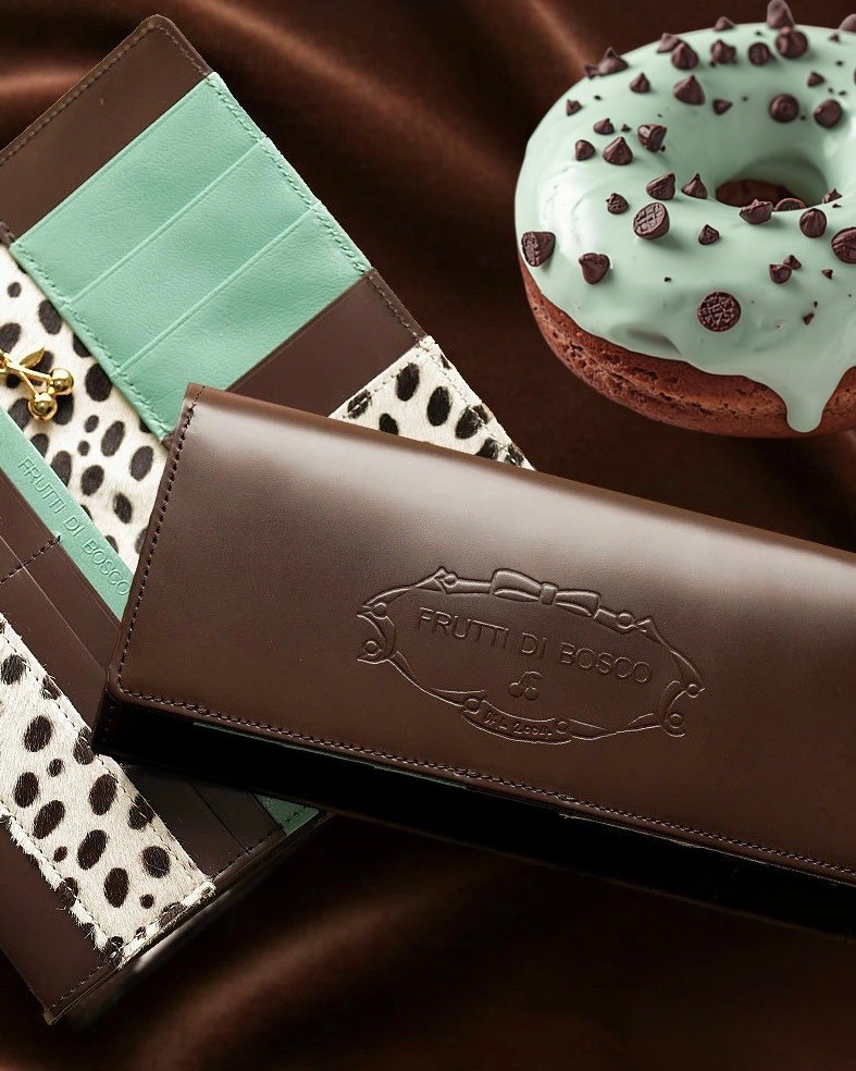 未使用 フルッティ ディ ボスコ Palette-wallet 財布 チョコ 新作アイテムのご紹介 | FRUTTI DI BOSCO WEB本店