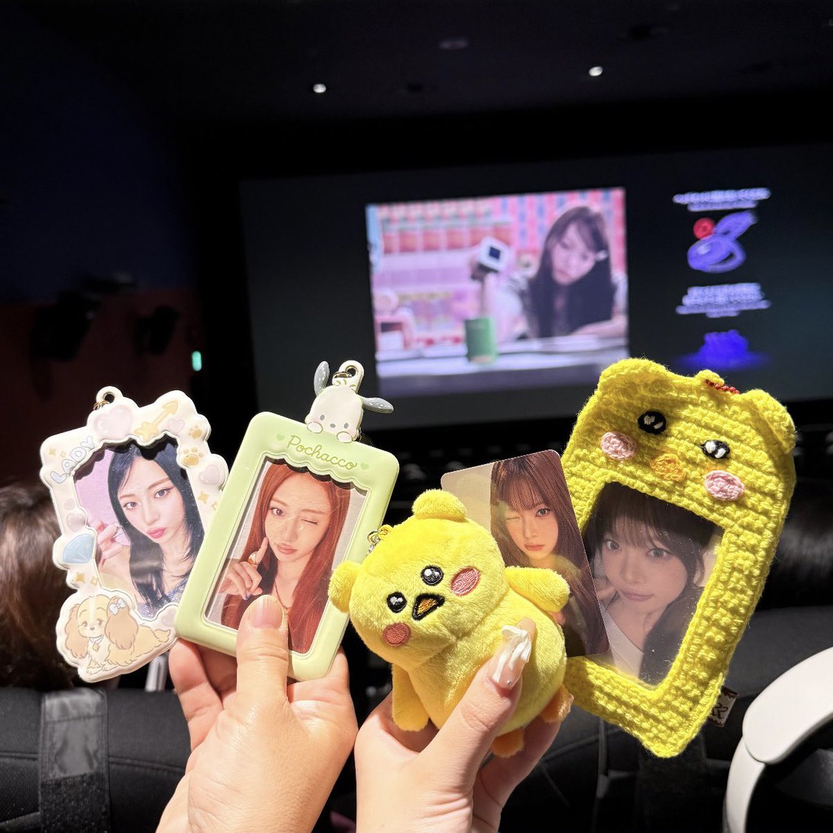 VRコンめっちゃよかった～🍒🌟
こんなの何回でも見に行きたくなる(  ｰ̀֊ｰ́)و♡
どの衣装のウンチェもかわいくて毎秒幸せだった😽

また第2弾はじまったら絶対いく‼️‼️

#LE_SSERAFIM_VRコンサート #LE_SSERAFIM_INVITATION