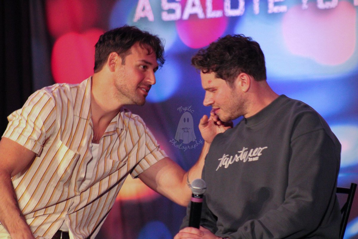 This is so Buddie canon coded what the FUCK