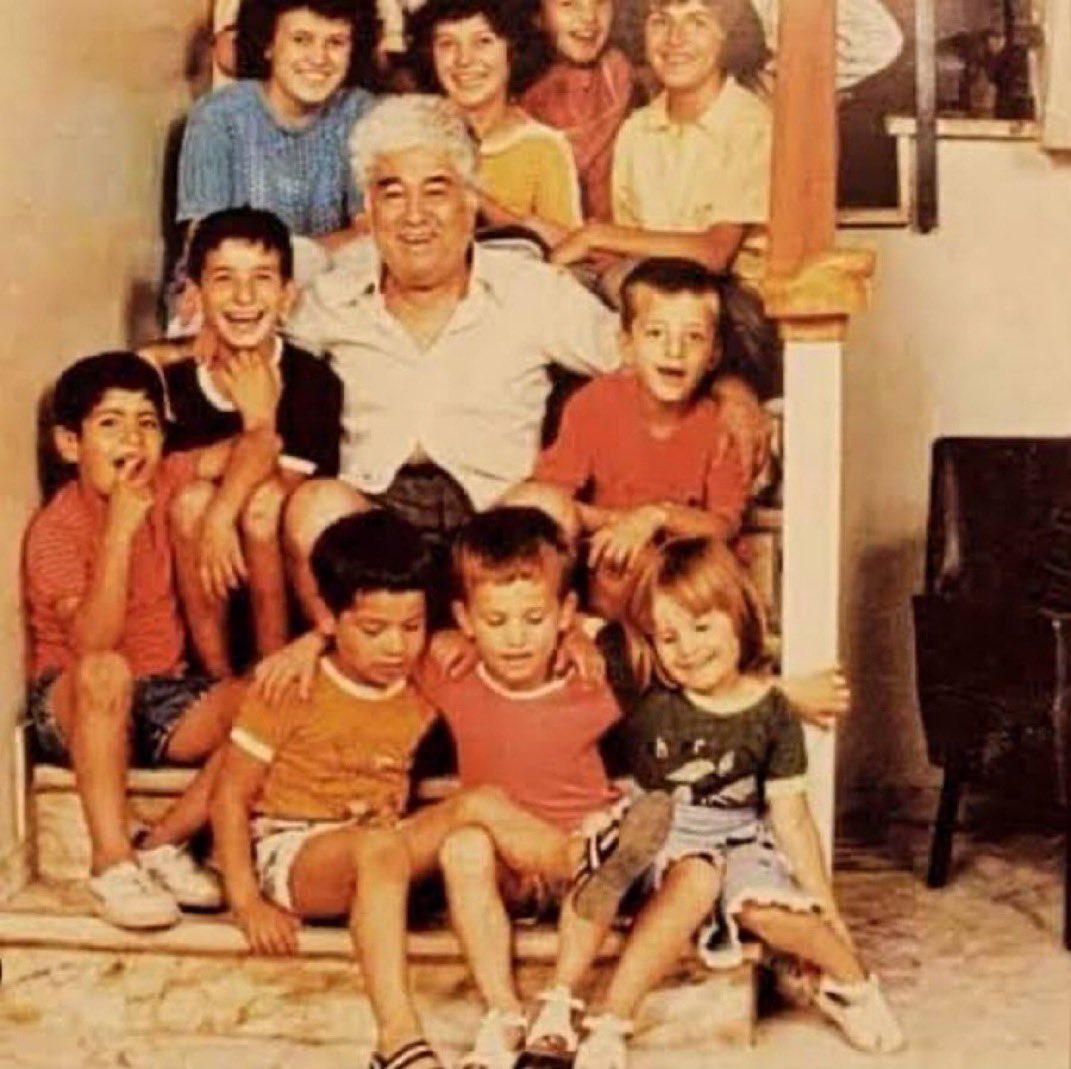 Aykırı Yazar tweet media