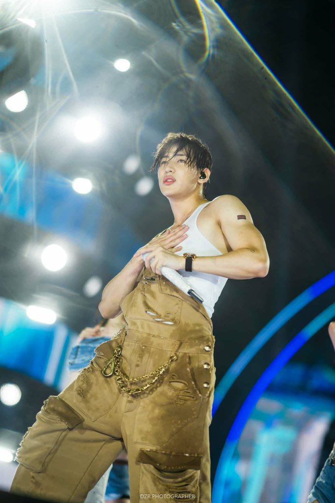 ภาพที่ดูมีเสน่ห์รุนแรง ความน่ารักที่ส่งผลกระทบต่อจิตใจอิฉันเป็นอย่างมาก🫠🫠🫠
#BAMBAMxPHAYAO2026
#BamBam #뱀뱀 <a href="/BamBam1A/">BamBam</a>