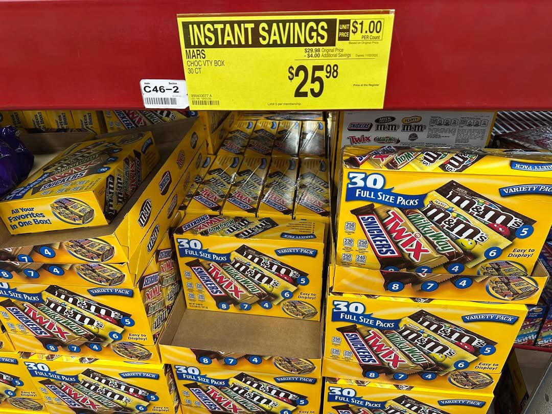 jfreemon63's tweet image. 𝑽𝒆𝒏𝒅𝒊𝒏𝒈 𝑫𝒂𝒚 🥨 🍫🧃🍿🥤

Vendingpreneur. ✅

#Hydrate #Gym #April #secondquarter