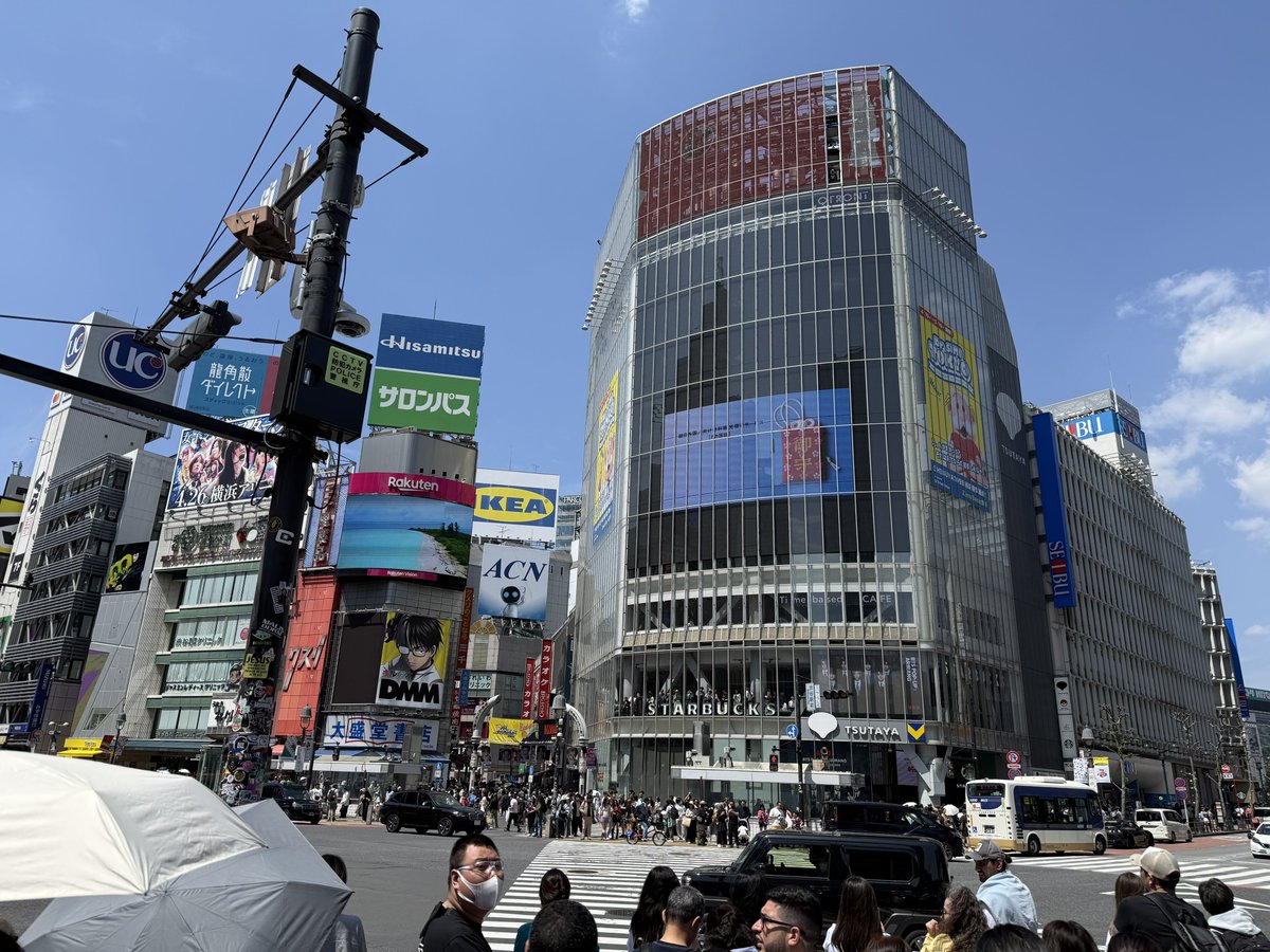 ざんざす tweet media