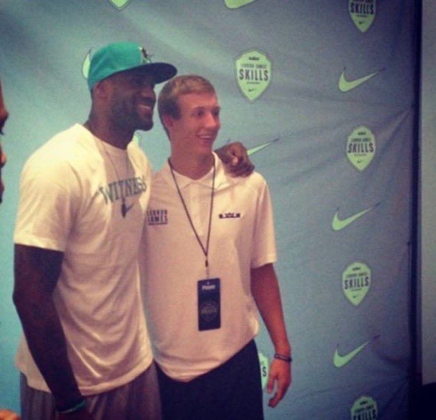 LakeShowYo tweet media