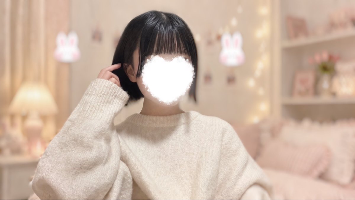 ribbon_eenna's tweet photo. 皆さんお疲れ様です！えなです。
自分のお部屋で撮ったよ~！📸🎀
あんまり写真撮りなれてないから、可愛く撮れるように沢山練習しなきゃ！ꪔ̤̮
 #栄町  #お風呂屋さん   #新人  #妹系 https://t.co/gnb7AvUNK1