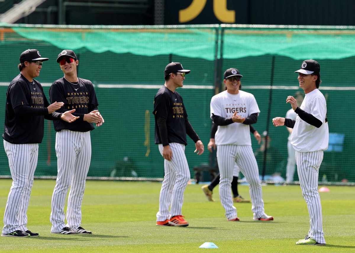 デイリー阪神担当×タイガース tweet media