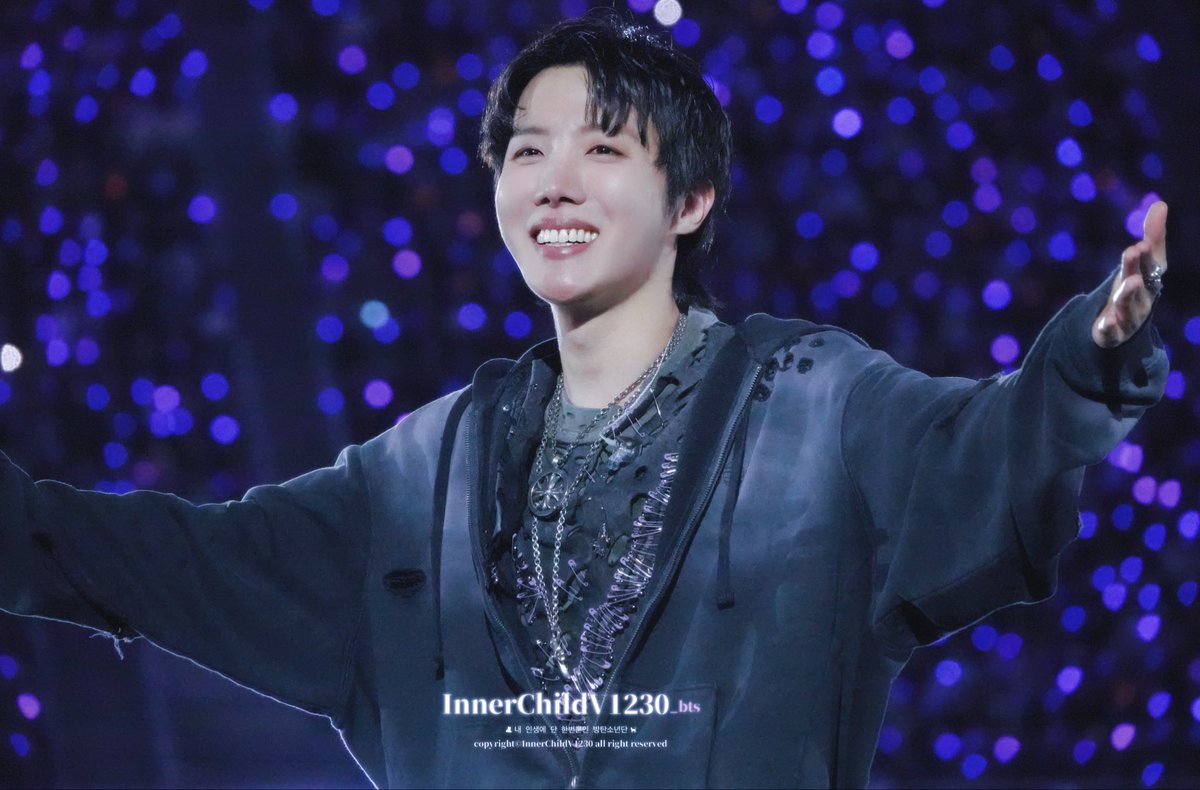 InnerChildV1230_bts tweet media