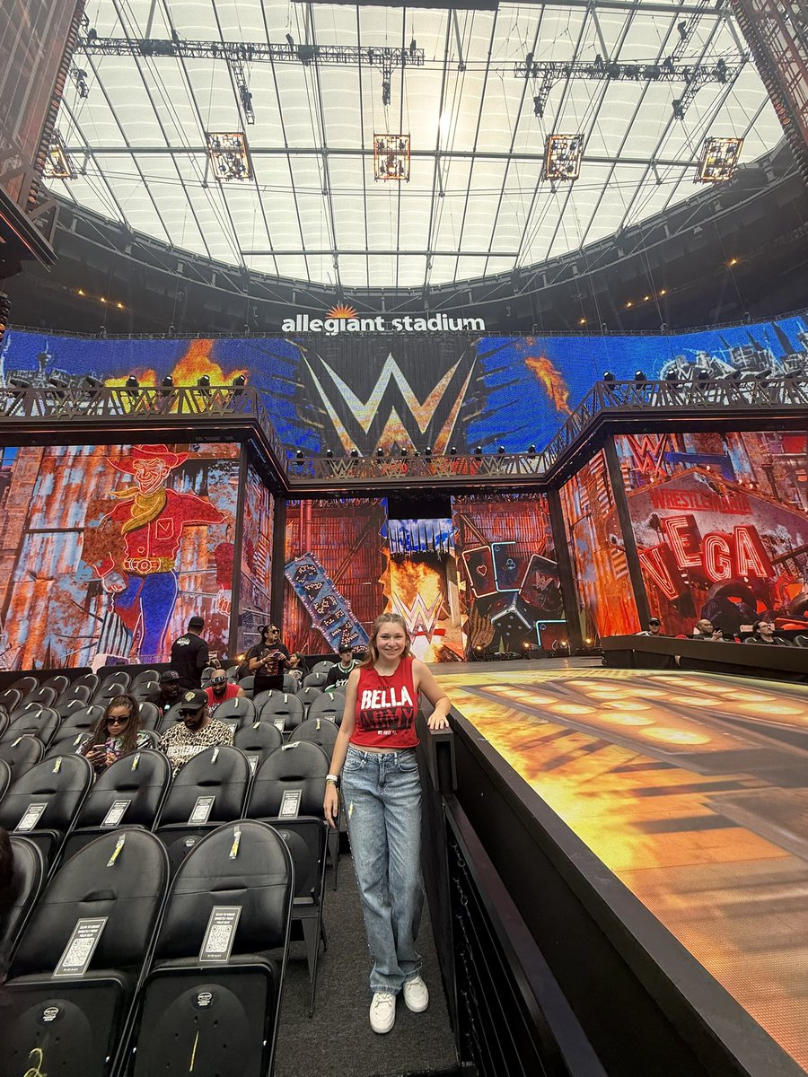 bellasforgold's tweet photo. Reppin my girls as always!!  Welcome home Paige!!  Brie Bella is a champ in 2026 😭.  Get well soon Nikki we all love you 😭❤️ #bellaarmy #bellamania https://t.co/bDHpLWZxKw