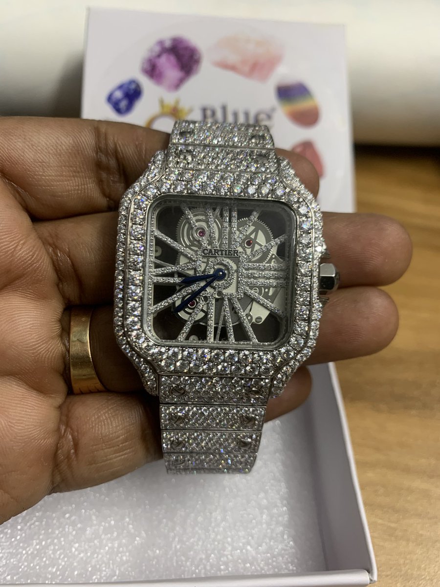 Bluequeenjewels's tweet image. Watch manufacturer from India world wide shipping.  In house production.  #usa #luxary #diamond #icedoutwatchstore #gift