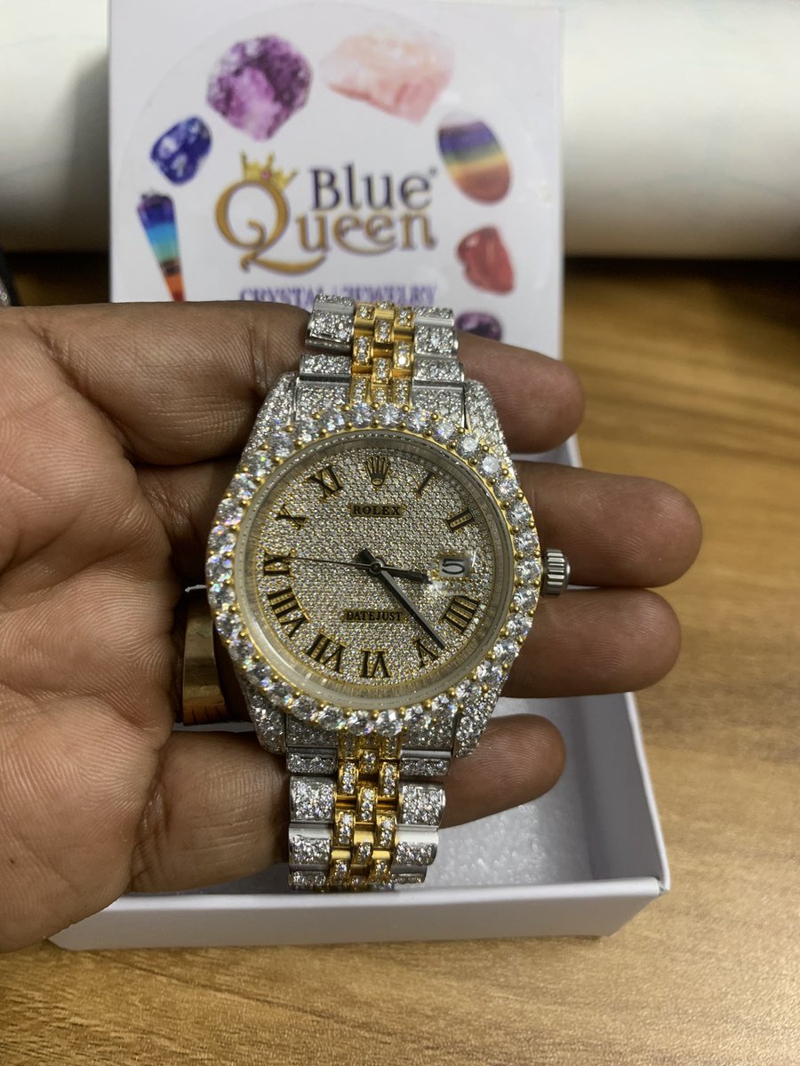 Bluequeenjewels's tweet image. Watch manufacturer from India world wide shipping.  In house production.  #usa #luxary #diamond #icedoutwatchstore #gift