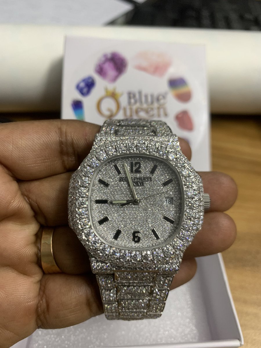 Bluequeenjewels's tweet image. Watch manufacturer from India world wide shipping.  In house production.  #usa #luxary #diamond #icedoutwatchstore #gift
