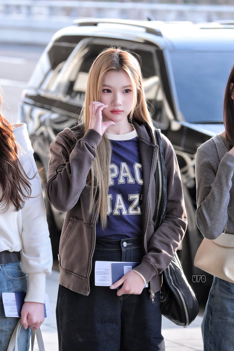 UFO_1203👾 tweet media