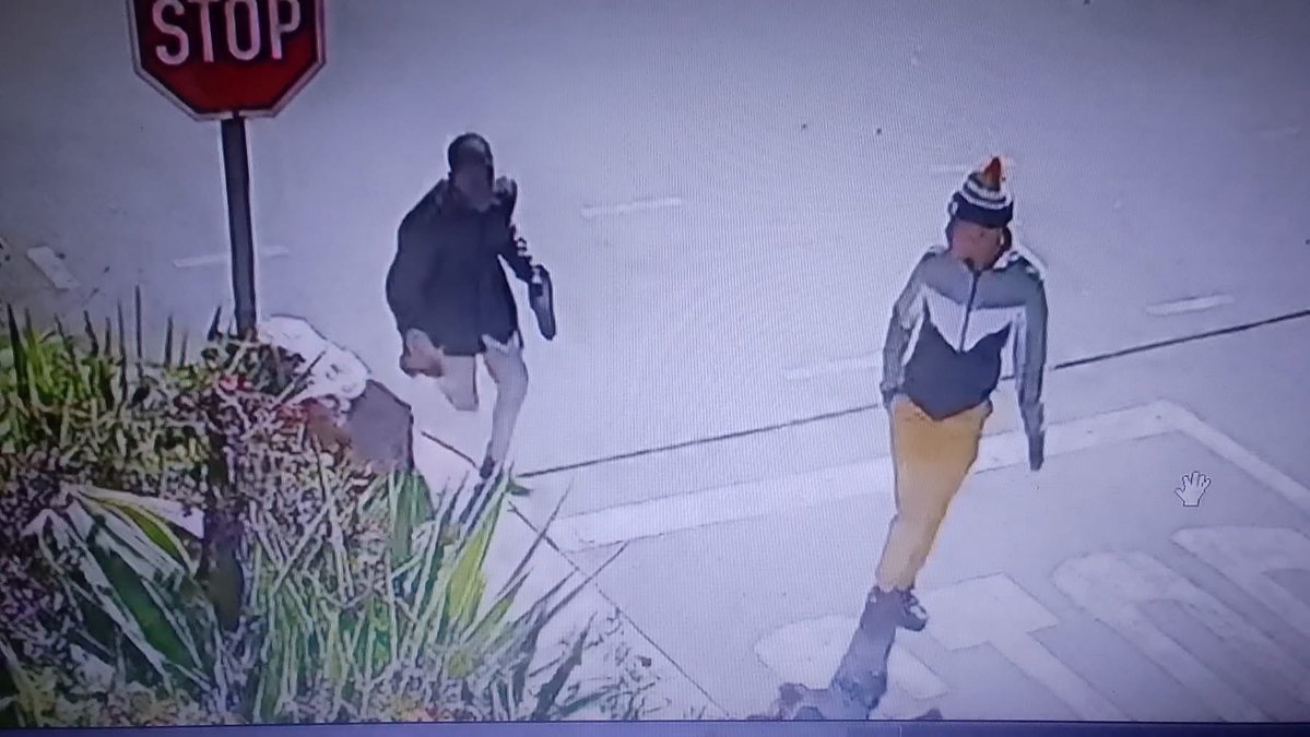 Four suspects robbed an after pointing a firearm at him: They took his cellphone before fleeing the scene, running through Aberdeen and heading towards Westbury, JHB.
