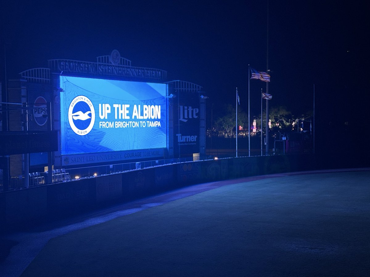 bhafc1's tweet photo. @OfficialBHAFC #bhafc @bhafcstateside What a brilliant night in Tampa.  So much fun, well done to the club for such an amazing event. Special Club, Special People. https://t.co/qTJdUBoevN