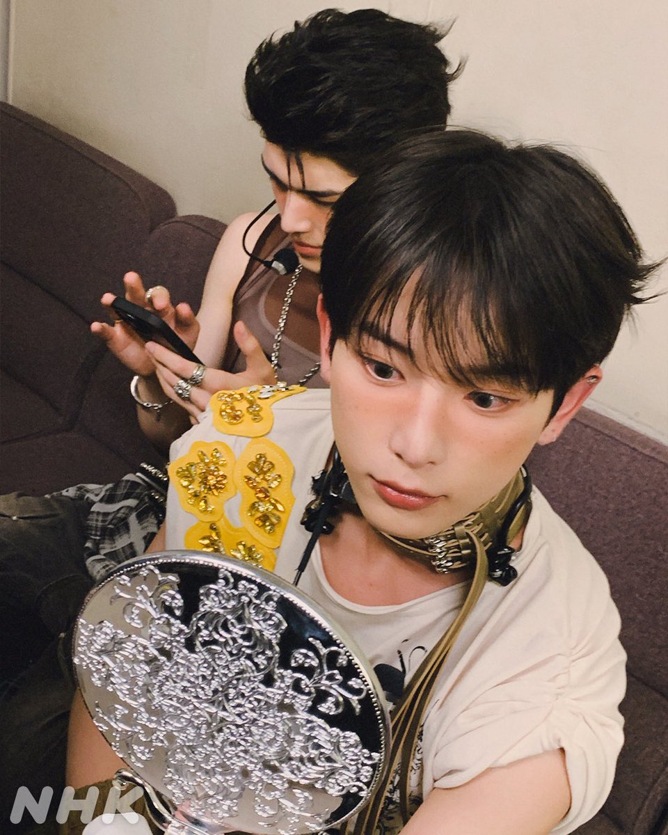 루아울하 tweet media