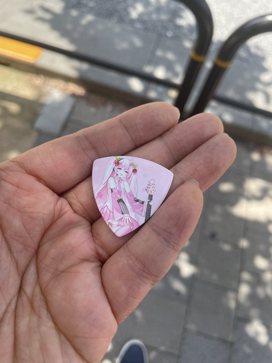 mugi_miku39's tweet image. ピックゲット😆
#esp