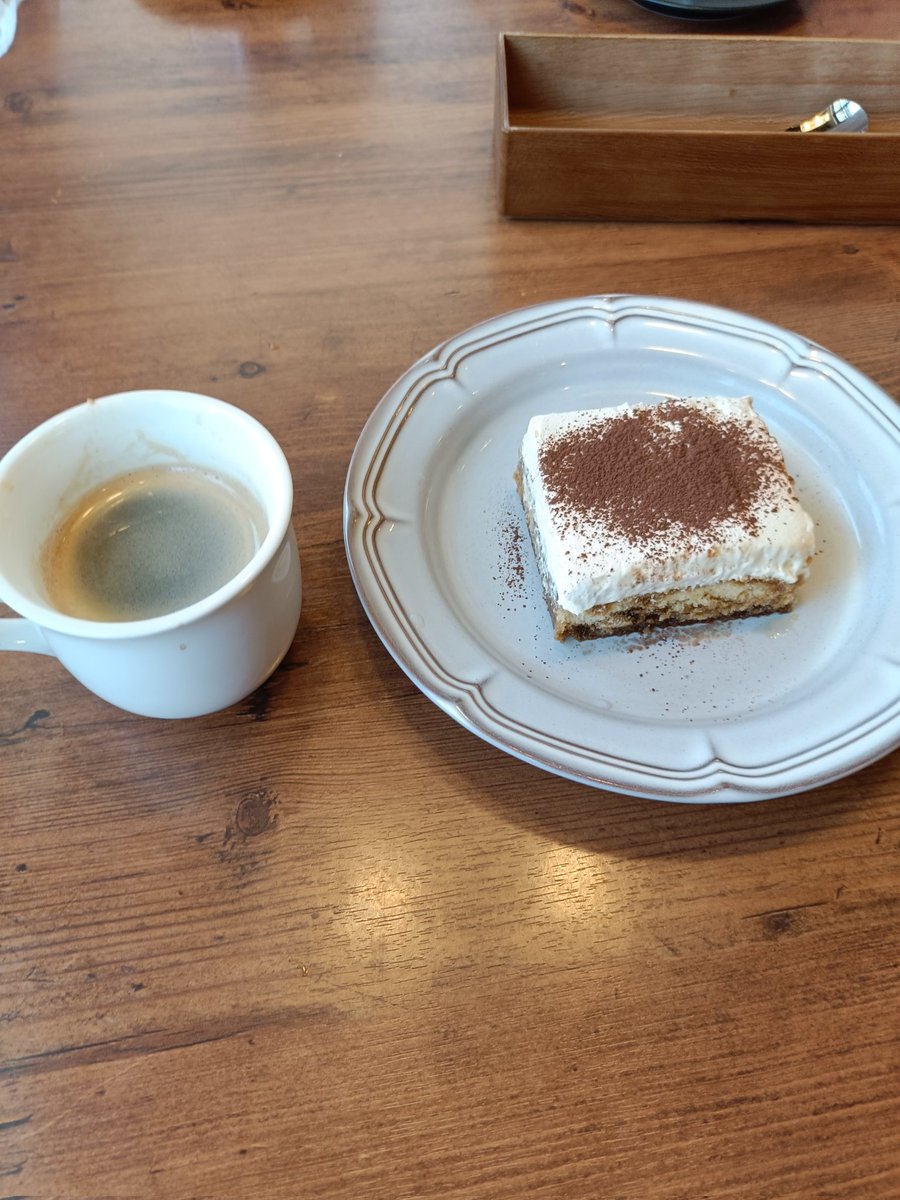 Kazutoshiwind's tweet photo. 昼飯
オリーブの丘
コスパ良し👍️ https://t.co/BkIi8eRUGp