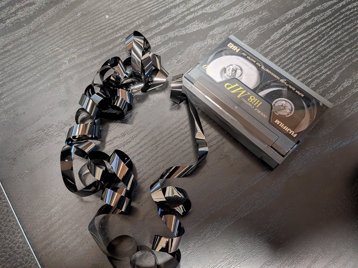 さんにゅ tweet media