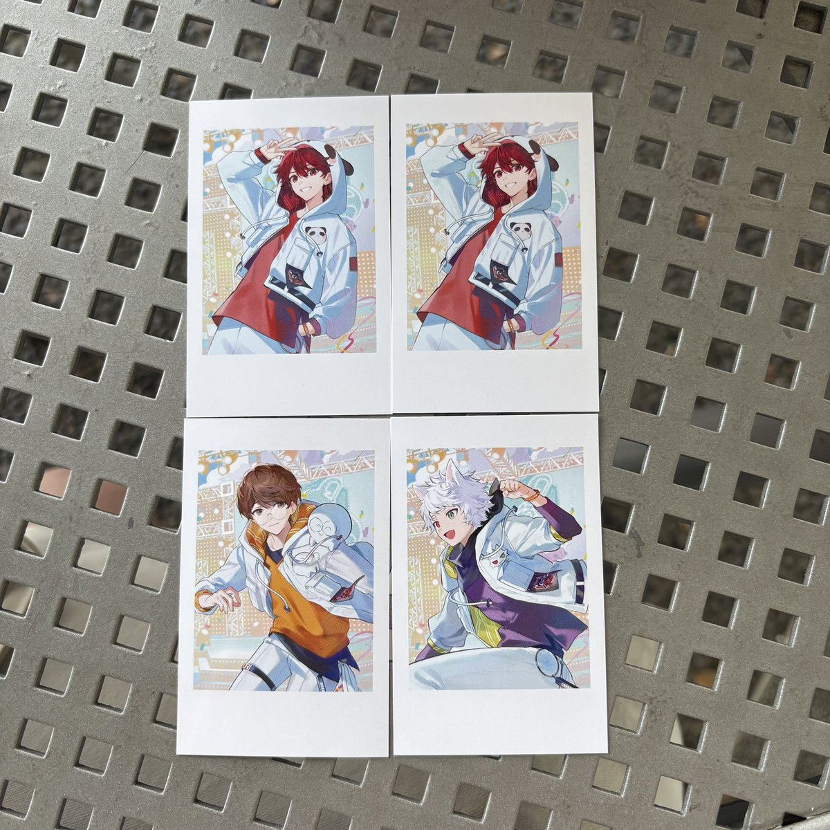 wmkdsk's tweet photo. @ayatan_CR 検索より失礼します。
ライブの方の🦷と🍨1:1で交換していただくことは可能でしょうか？本日会場におります。
ご検討よろしくお願いいたします。 https://t.co/KatgiHkMML