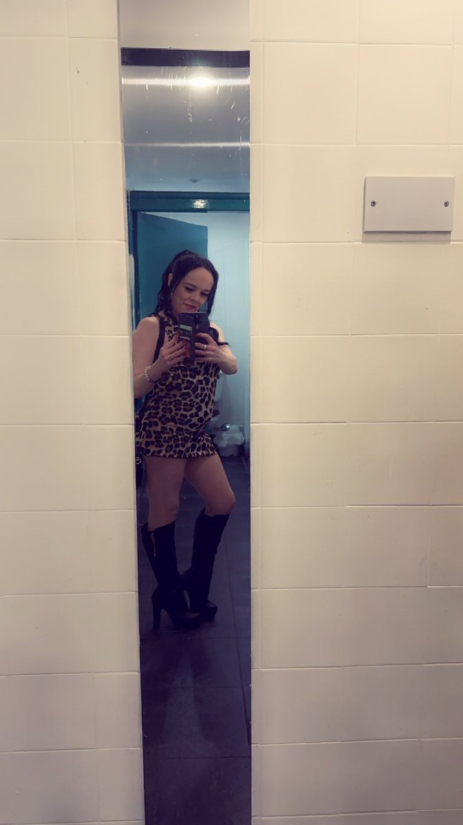 titchgurl tweet media