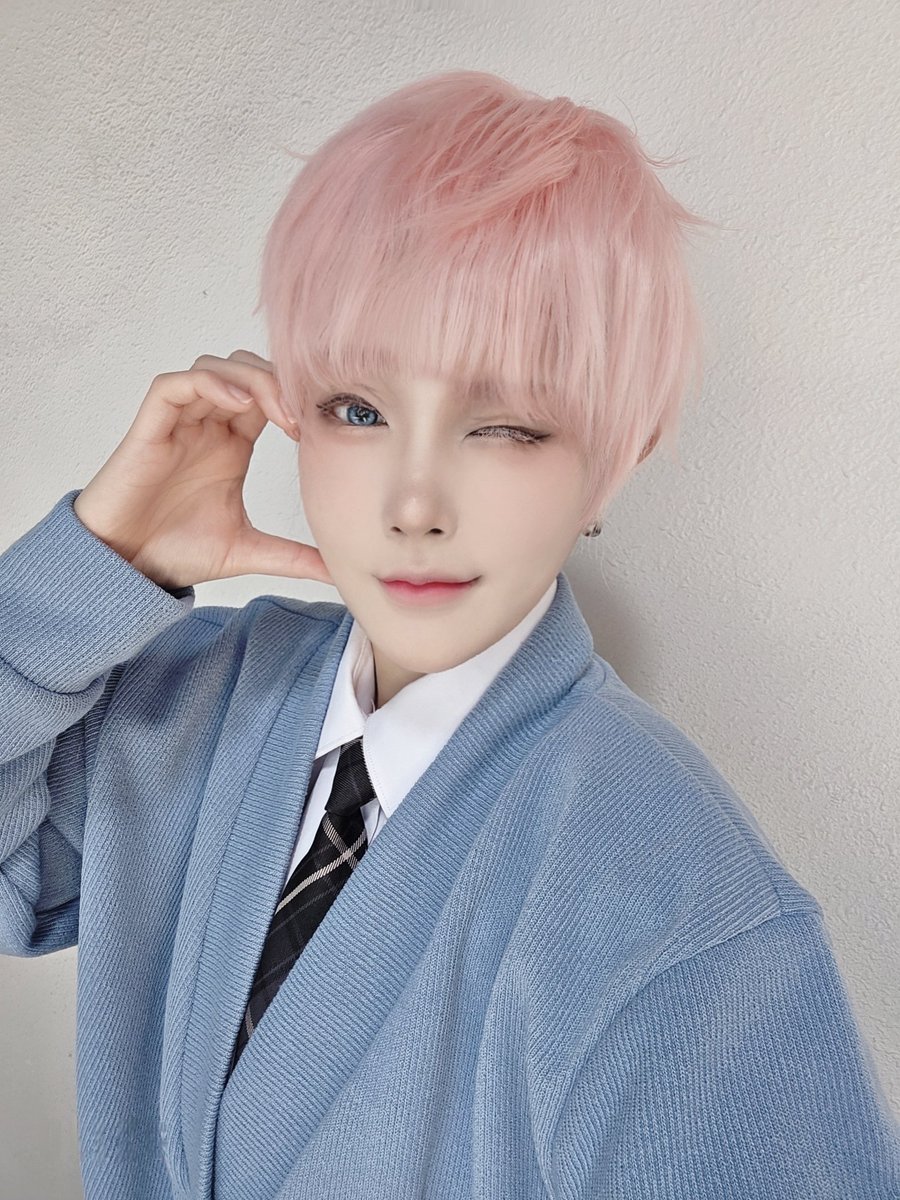 휘서 tweet media