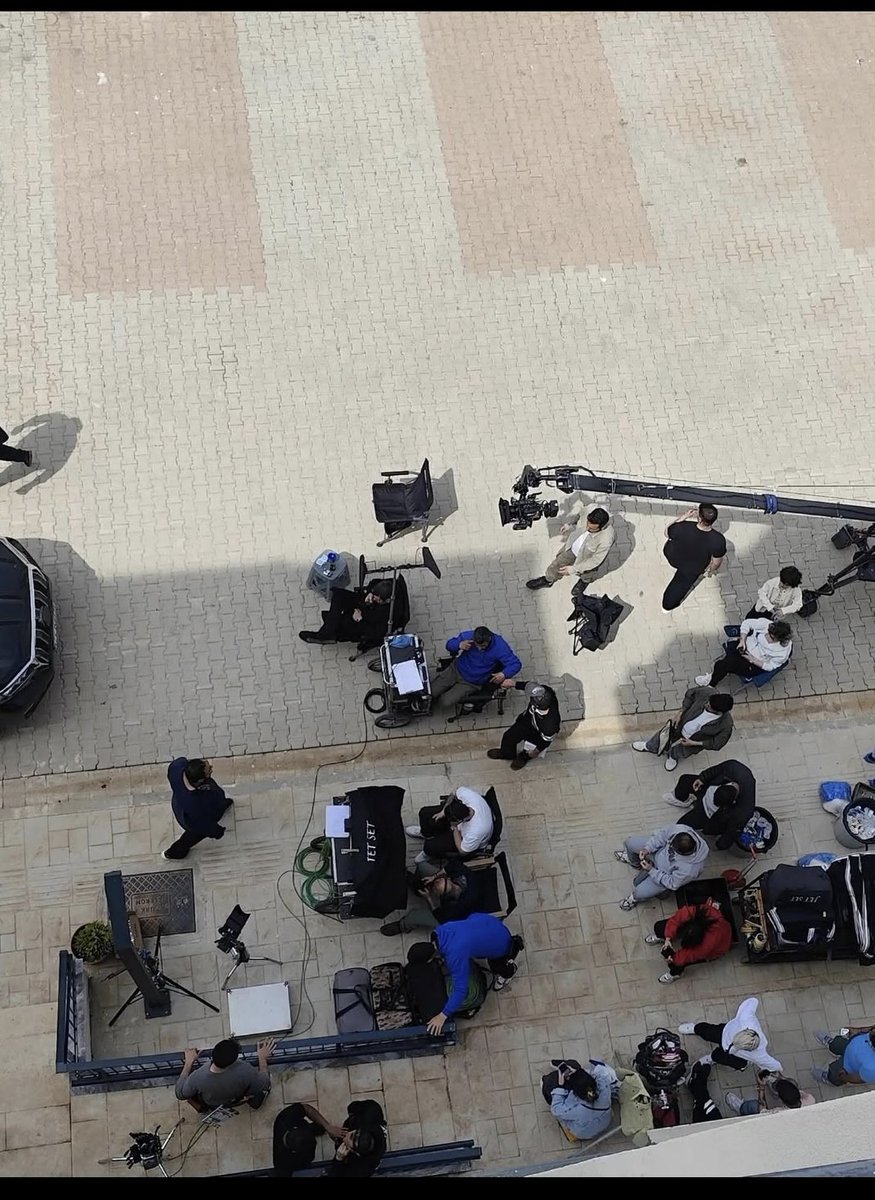 ninola2's tweet image. #UzakŞehir #set