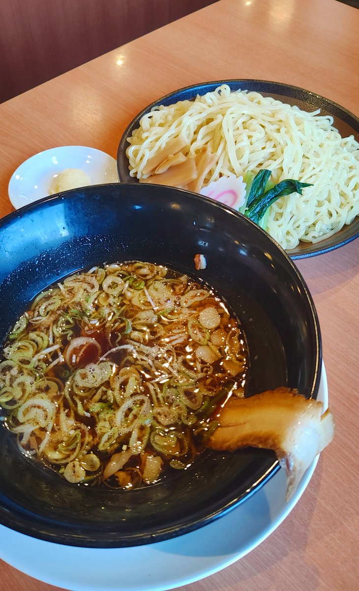 ゆぅすけ𐂂✞✞ tweet media