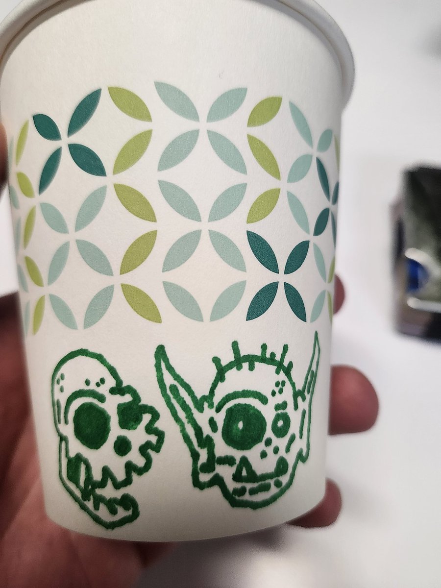 TinySpacePickle tweet media