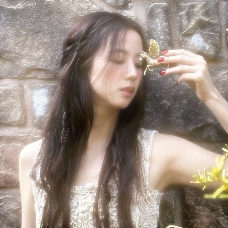 — restarting 

hi, i’m chu! currently looking for  
more interactive moots, especially filo.

–  multistan
–  filo • she/her
–  any fandom is welcome 
–  not new to #stantwt and #kpoptwt

♡/🔃 is really appreciated 🐣