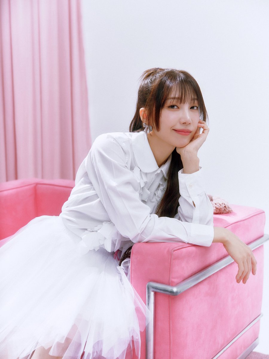 아니 왜이리 왕자님 웃음을 지어...?ㅠㅠ