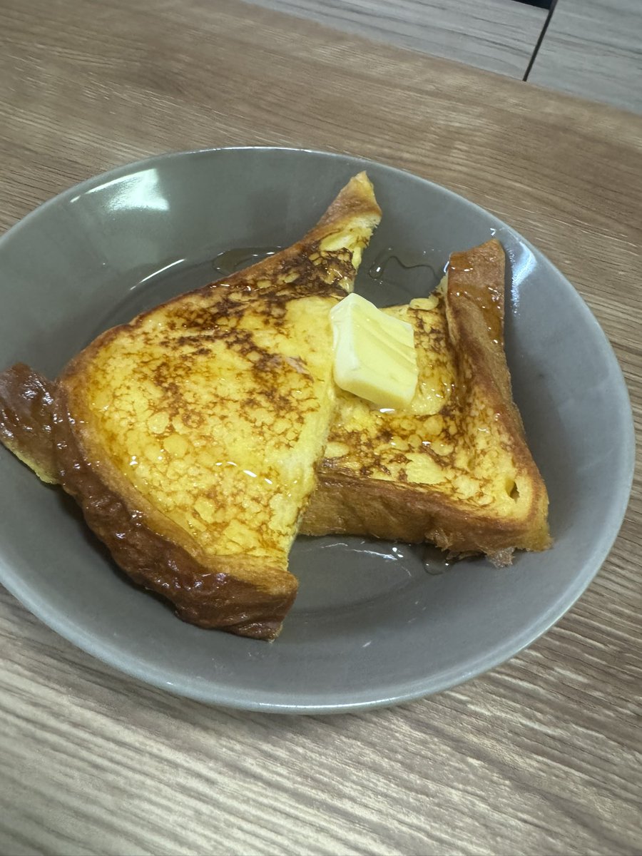 ネッシーはいてる tweet media