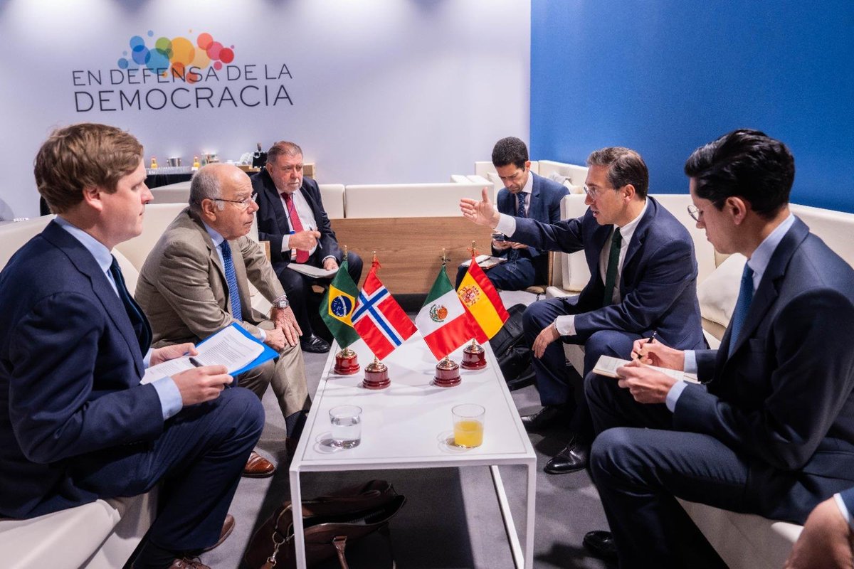 airnewsalerts's tweet image. #Brazil, #Mexico and #Spain governments express deep concern over the grave humanitarian crisis facing the #Cuban people and urge necessary measures to ease the situation. 

The three governments also call on relevant parties to avoid actions that worsen the living conditions of