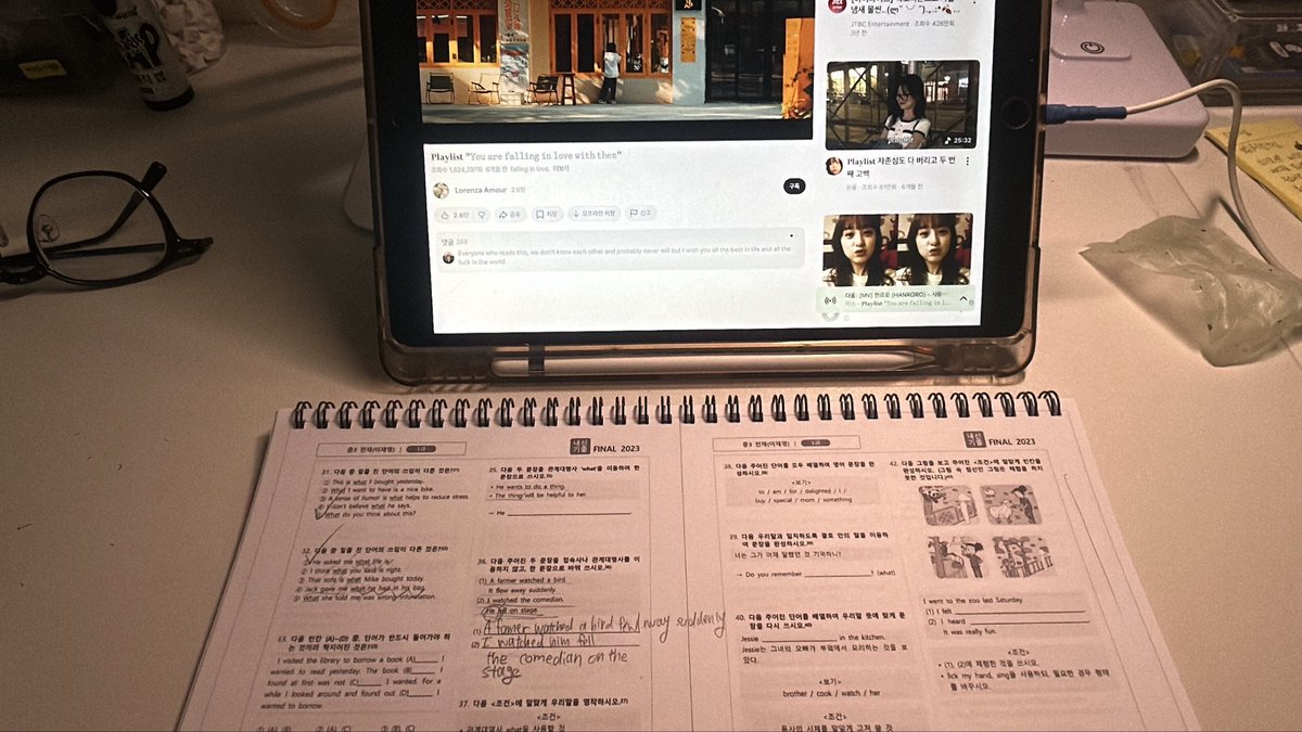 u_aaoo's tweet image. 학원 가기전에 잠깐 공부해요 ★彡
#exam #study