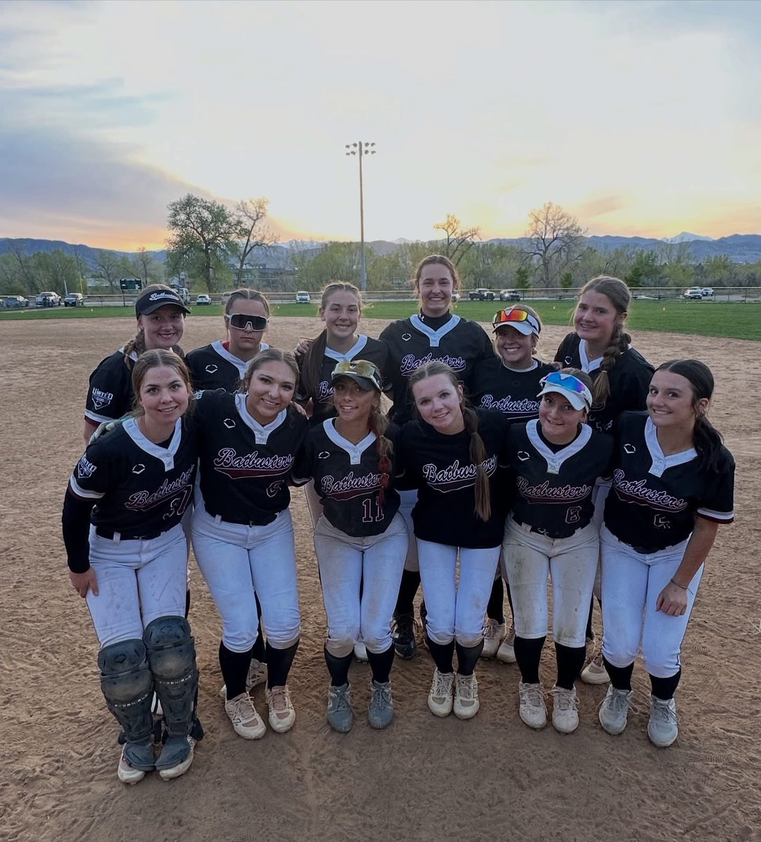 18uJoiner's tweet photo. 3-0 today at the @USA_Fastpitch Foothills Challenge!! Let’s do it again tomorrow!
#batbustersnational #uncommitted2027 #uncommitted2028 #uncommitted2029 #faspitch #softball #softballrecruits https://t.co/CsMUT5i3lu