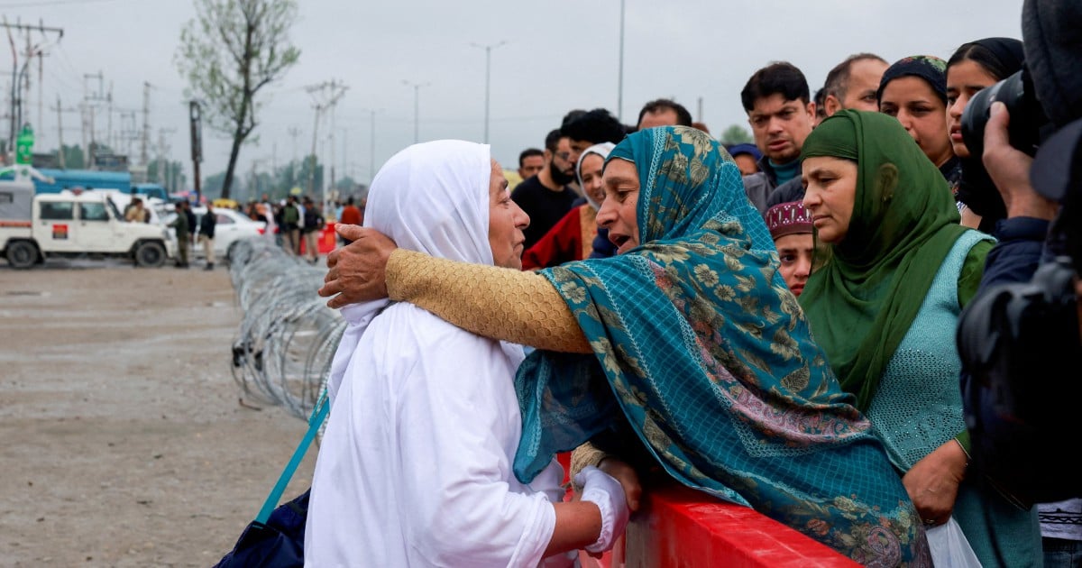 hmetromy's tweet image. #jeddah Kementerian Haji dan Umrah Arab Saudi mengumumkan ketibaan jemaah ke negara itu melalui pintu masuk udara, darat dan laut bagi menunaikan ibadah haji tahun ini, lapor Agensi Akhbar Saudi (SPA)

hmetro.com.my/global/asia/20…
