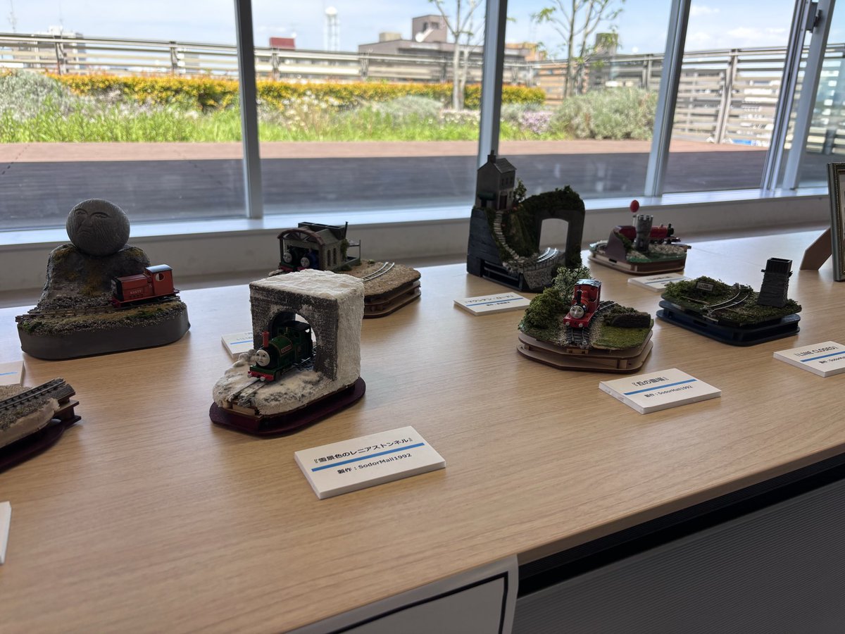 R_tetudou's tweet photo. 2026/04/19
おとなのトーマスひろば

2年ぶりの参戦
やっぱ模型のトーマスが1番最高...
 #おとなのトーマスひろば https://t.co/K68tJXL3Dh