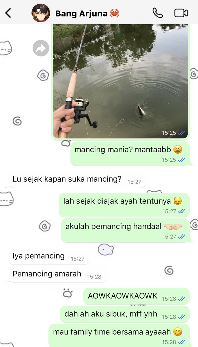 heyacanya's tweet photo. #beerlens the parent trap au and 🌪️🎵 as their sons - part 3

adek langsung diajak mancing sama ayah https://t.co/Xmx4wyvO4u