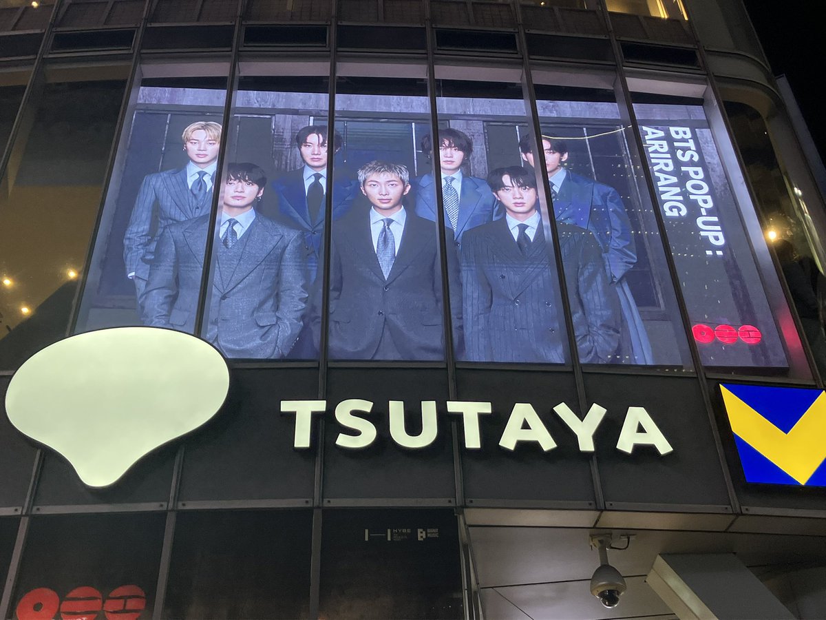 chipetan_usagi's tweet photo. TOKYO🍀.*
・前乗りして夜渋谷ポップアップ
・下の子の友達ママも同じ日当選してて入学式で初めて会い、当日合流🫶
・アリーナ埋もれかと思いきや、サブステージ？近くで最高すぎた✨️ https://t.co/alAAVS3L2J