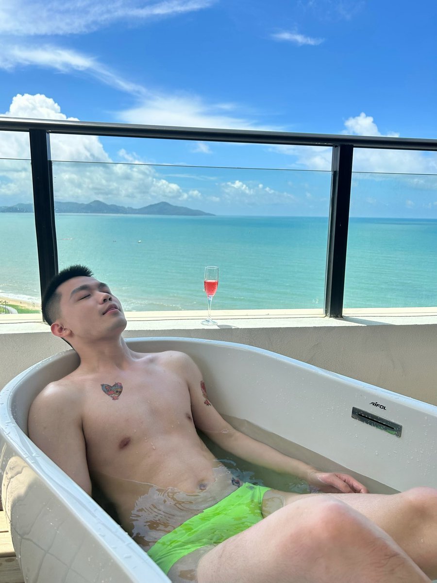 无脸猫SPHYNX（上海） tweet media