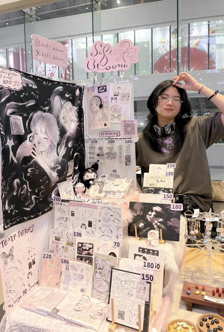 komiket makati day 3 。 ⋆୨୧˚
. . . see you for the last day!
table B32, here til 8pm ꕤ 