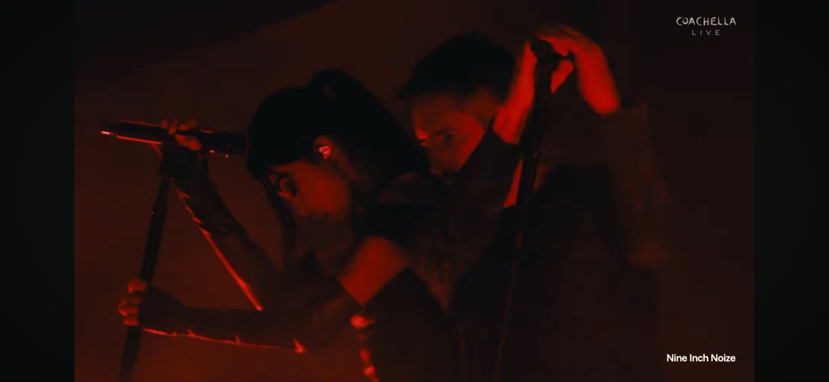 LiLLY‧₊˚⊹♡’s ninoize tweet media