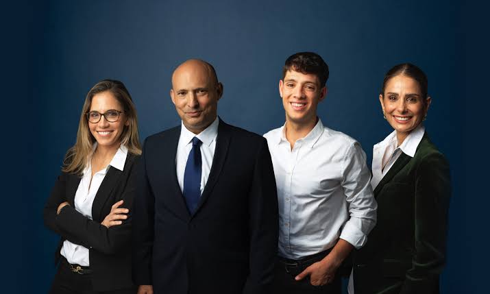 Amit Mandelbaum tweet media