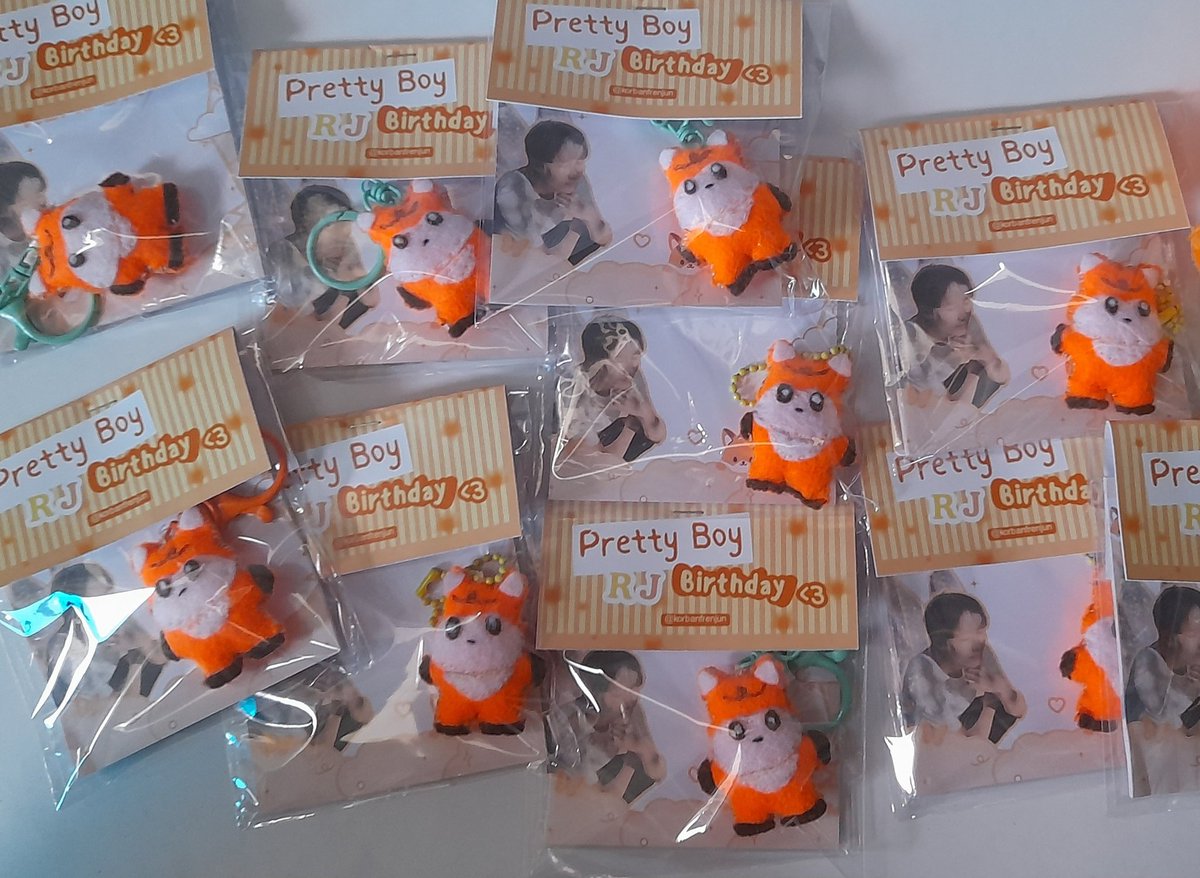 Halooo aku bakal bagiin sedikit freebies... Aku ada di sesi 1 yaa hihiw see youuu<33