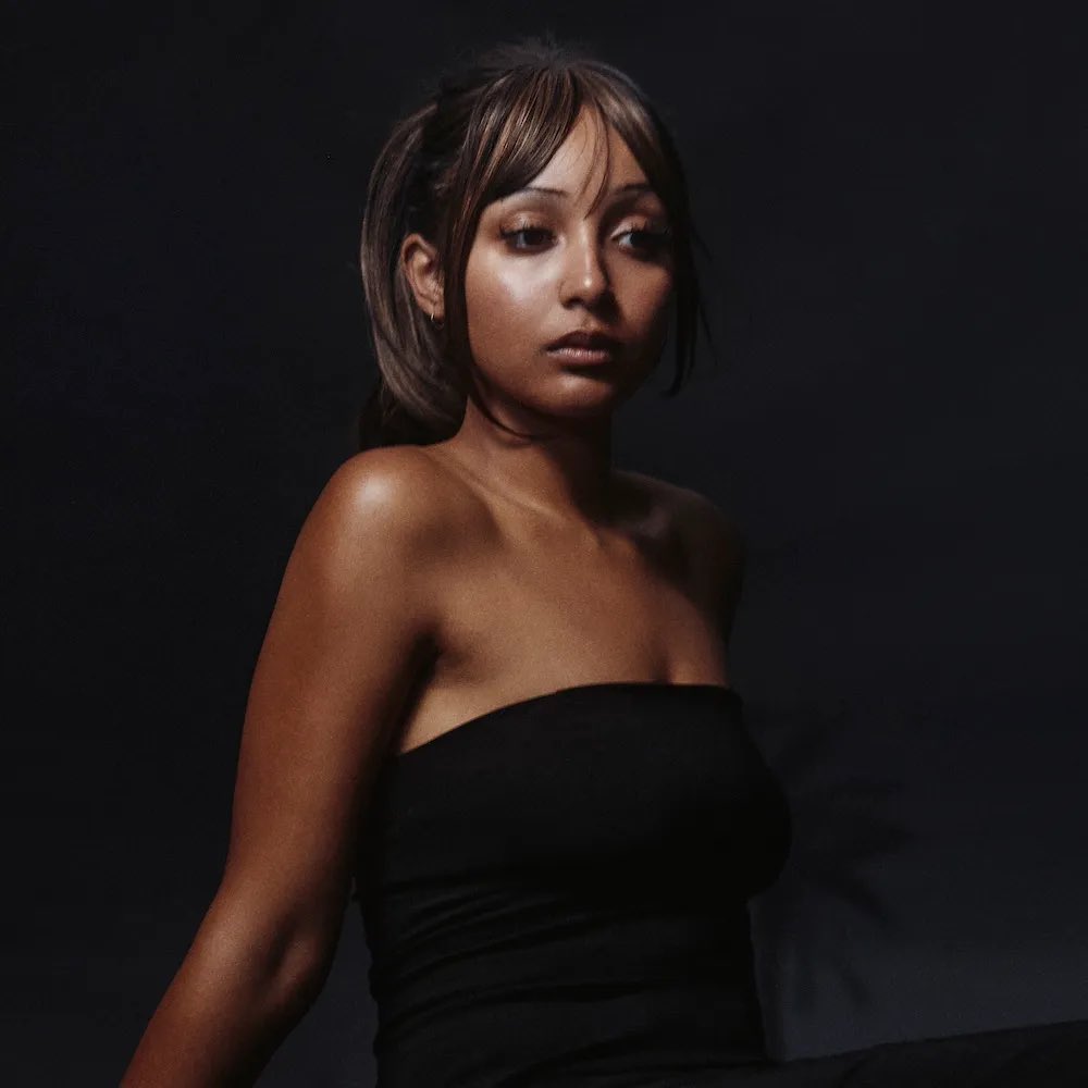 Pop Crave tweet media